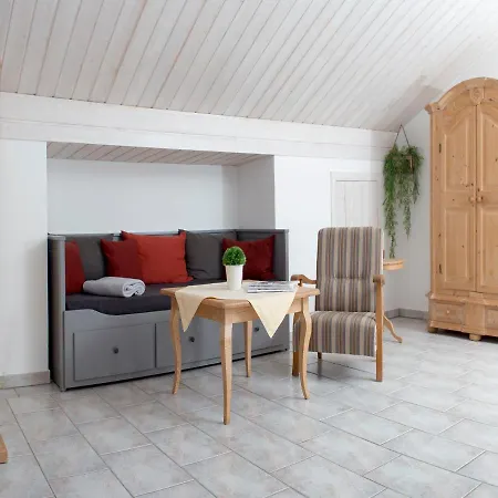 Apartment Haslacher Hof *